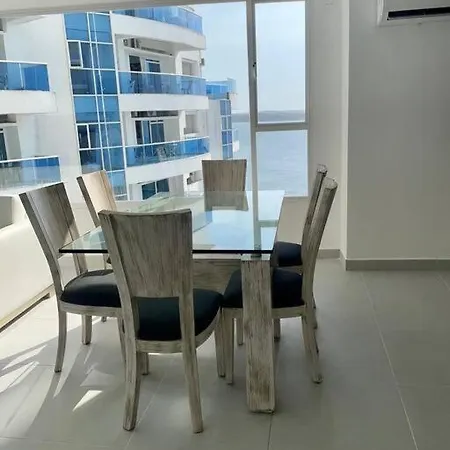 Apartamento Amplio - Vista Laguito 18c *